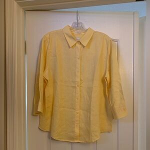 NWOT Chico’s Yellow No-iron Linen Button-Up Shirt size 2(L-12).
